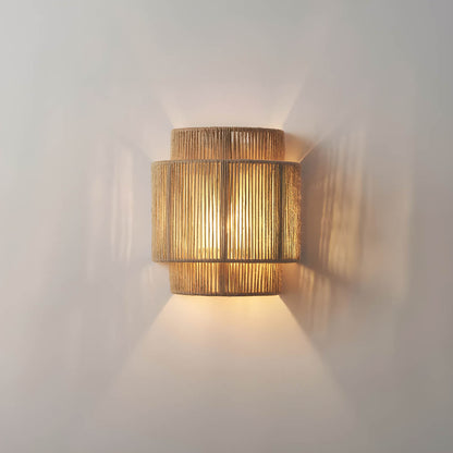 Lampe Murale Tressée en Fibre Naturelle – Déco Chalet Chic - Foivo