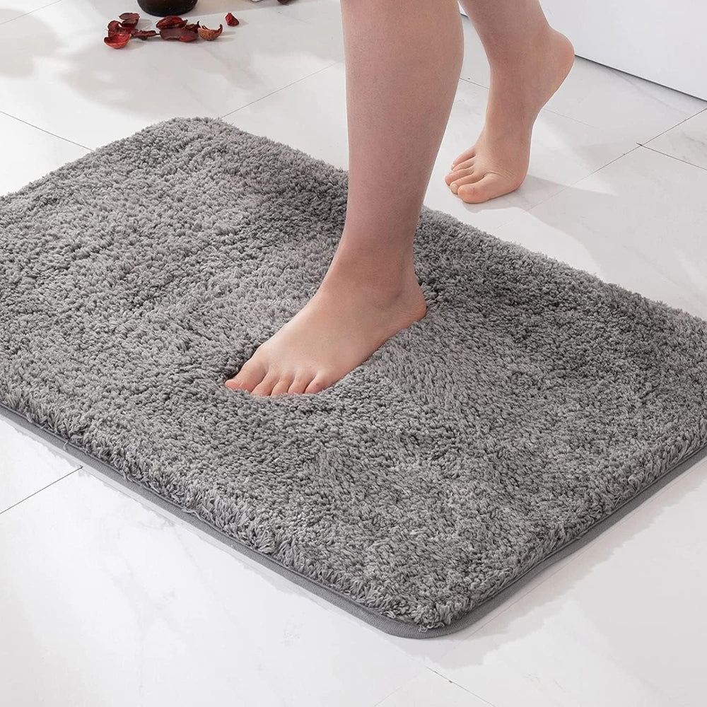 Tapis de Salle de Bain Doux Gris en Microfibre - BlxckFR