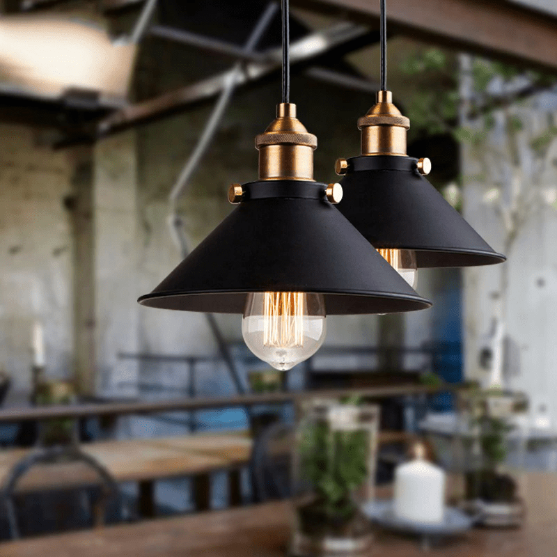 Lampe Suspendue Métal Robuste et Minimaliste