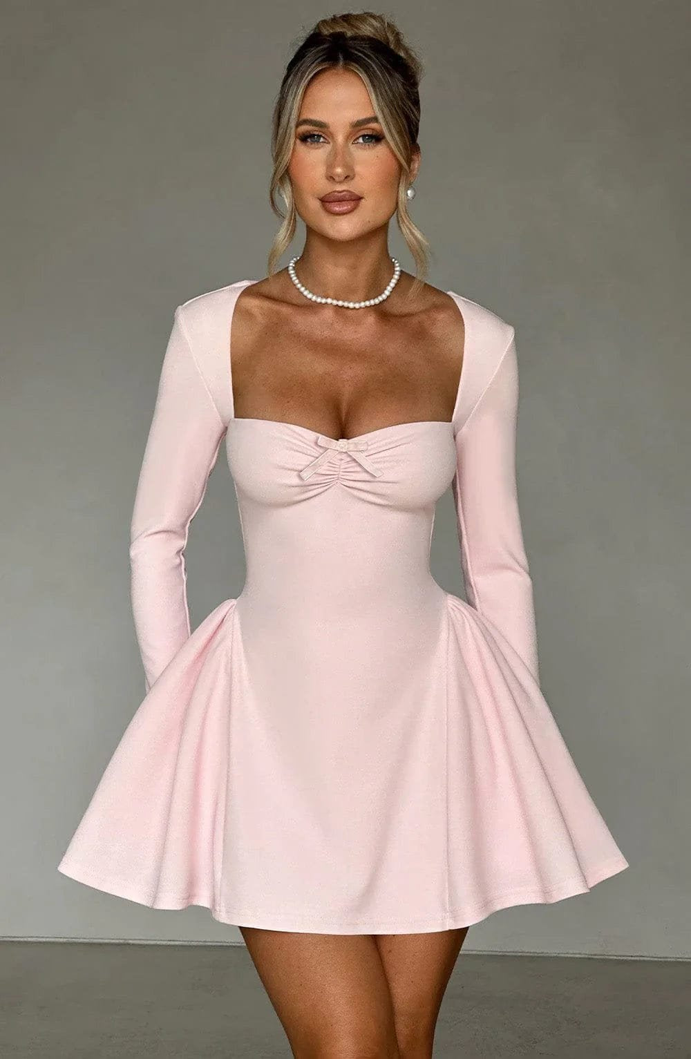 Robe Plissée Chic à Manches Courtes