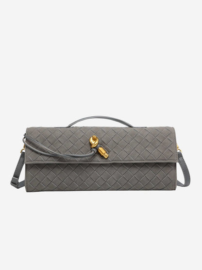 Pochette Chic en Cuir Tressé