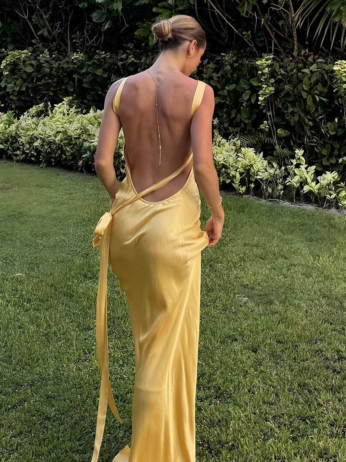 Robe de Soirée en Satin Dos Décolleté Sophistiquée - Foivo