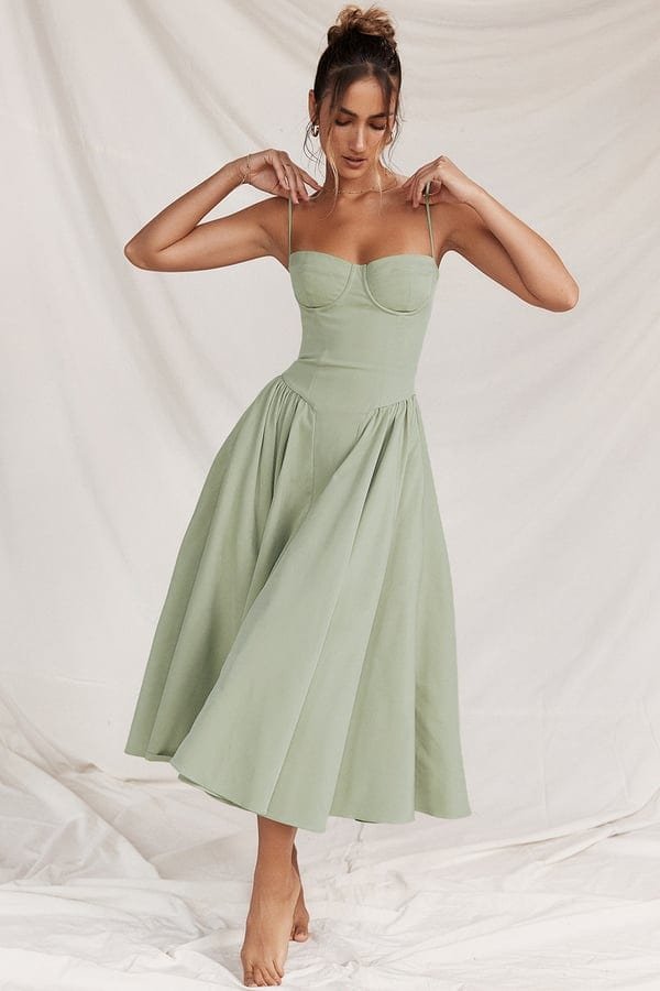 Robe Femelle Cintrée Chic