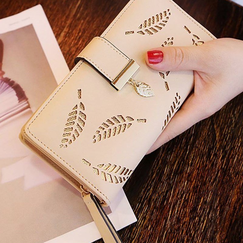 Portefeuille femme chic cuir imitation fleuri délicat