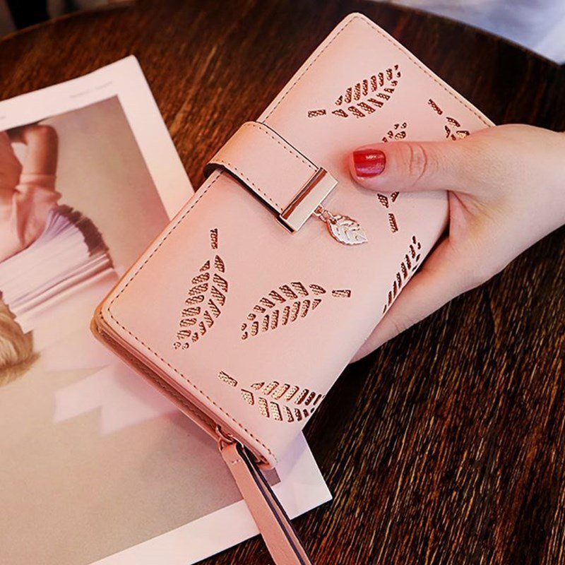 Portefeuille femme chic cuir imitation fleuri délicat