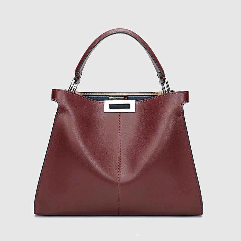 Sac à main chic en cuir femme, style vintage élégant