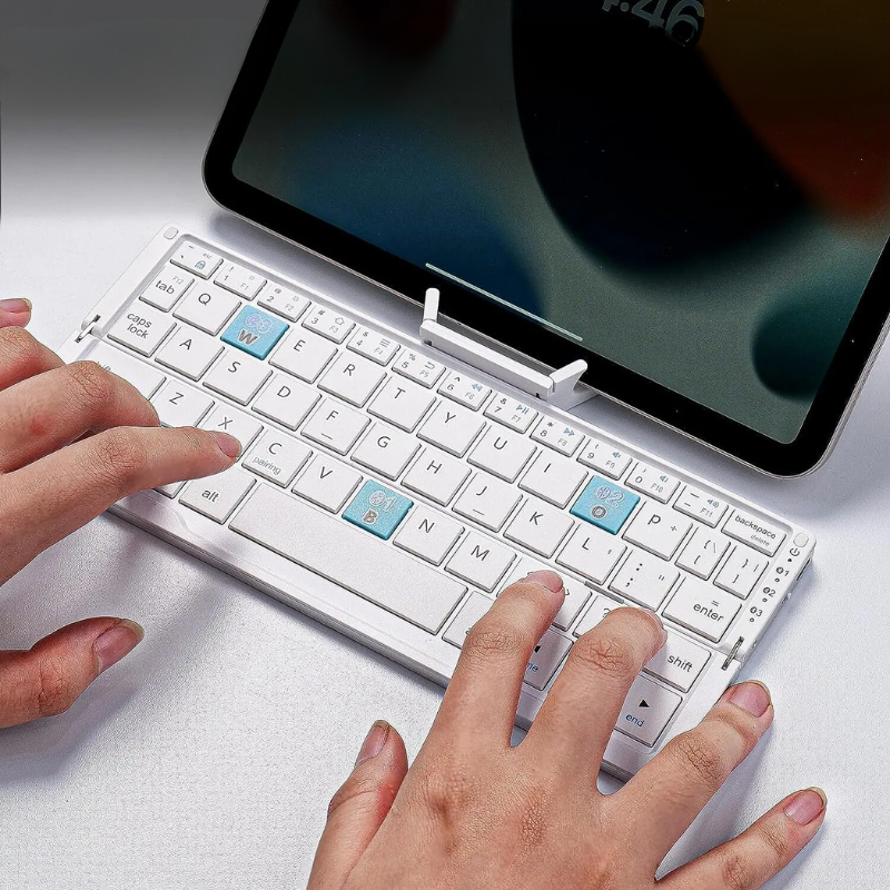 Clavier Bluetooth avec Support pour Tablettes - BlxckFR
