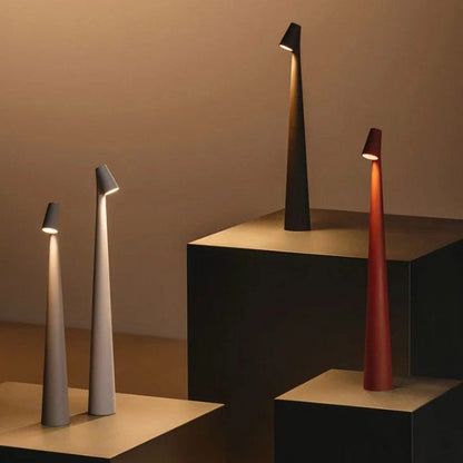Lampe de Bureau LED Compacte - Design Moderne avec Réglage d'Intensité - Foivo