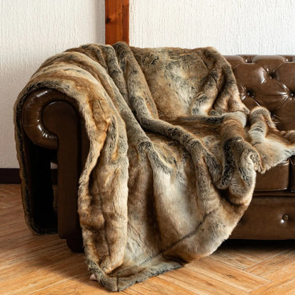 Plaid en Fausse Fourrure Chic | Chaleur et Raffinement pour Maison