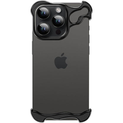 Étui iPhone Transparent Design Métal Élégant