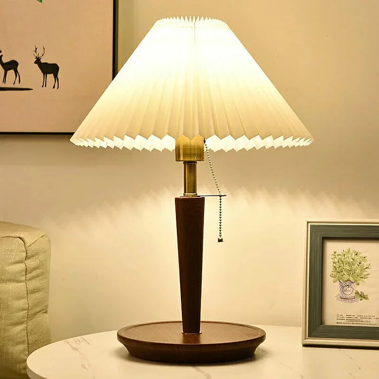 Lampe de Table en Bois Traditionnel avec Abat-Jour Élégant - Foivo
