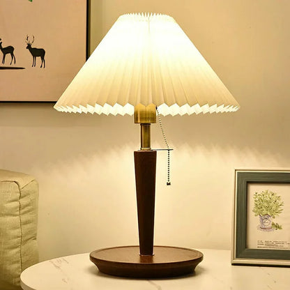Lampe de Table en Bois Traditionnel avec Abat-Jour Élégant - Foivo
