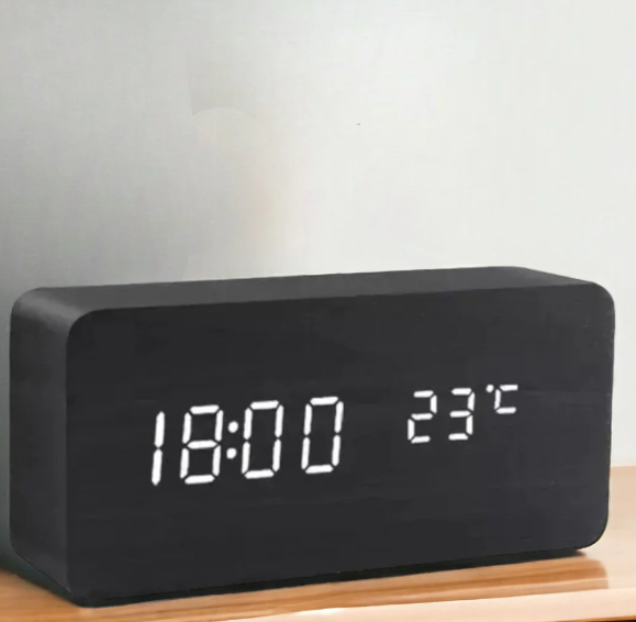 Réveil LED Bois Design Moderne